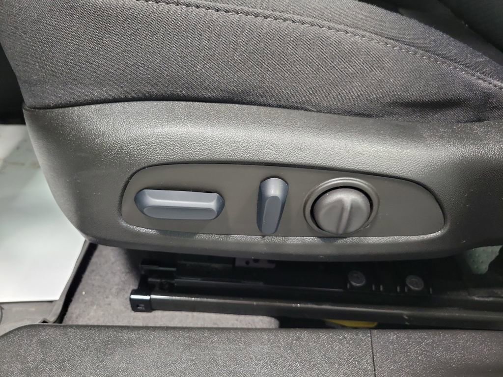 Used 2024 Chevrolet Malibu RS w/ LPO, Floor Liner Package image 42