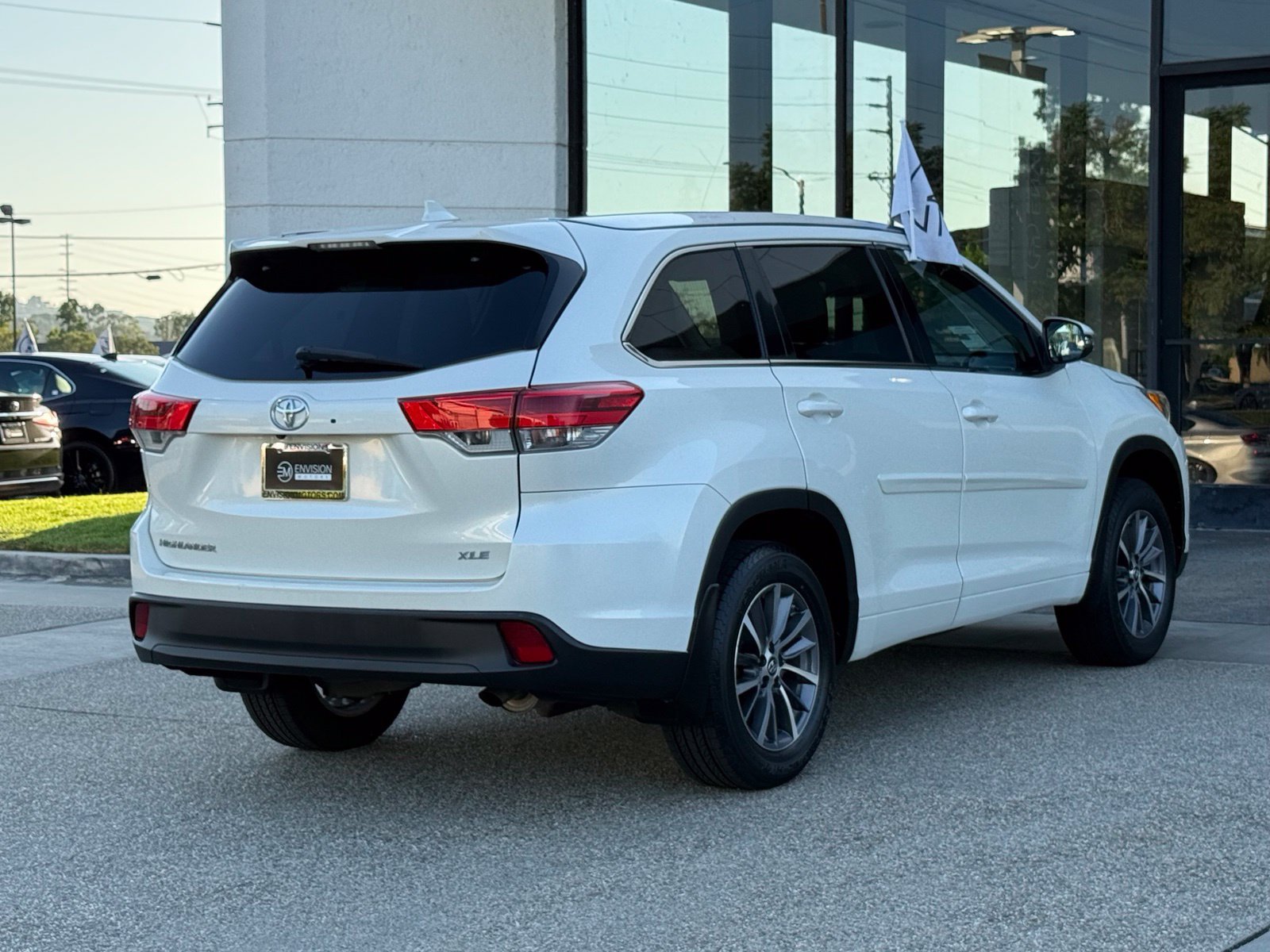 Used 2018 Toyota Highlander XLE FWD image 15