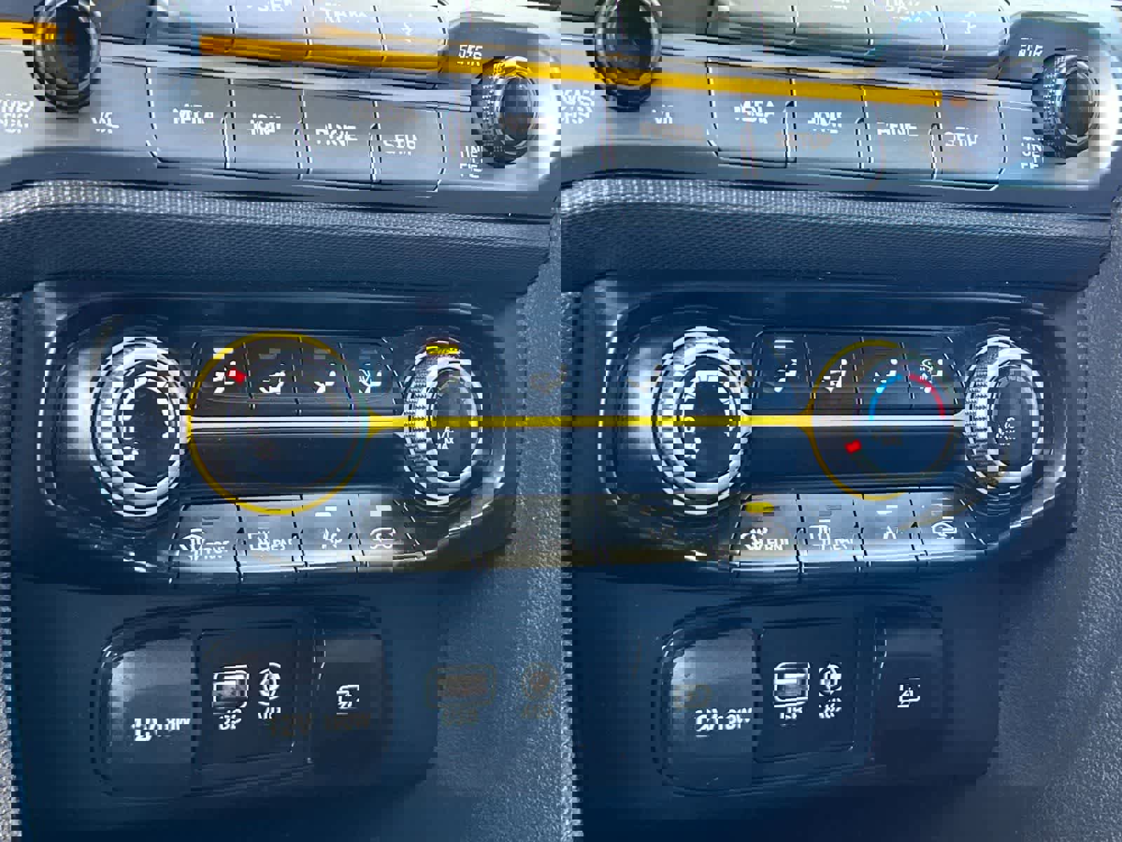 Used 2019 Hyundai Veloster Turbo R-Spec image 20