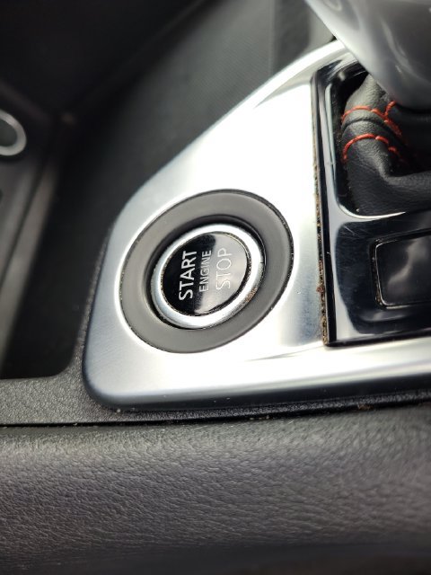 Used 2025 Nissan Sentra SR FWD image 32