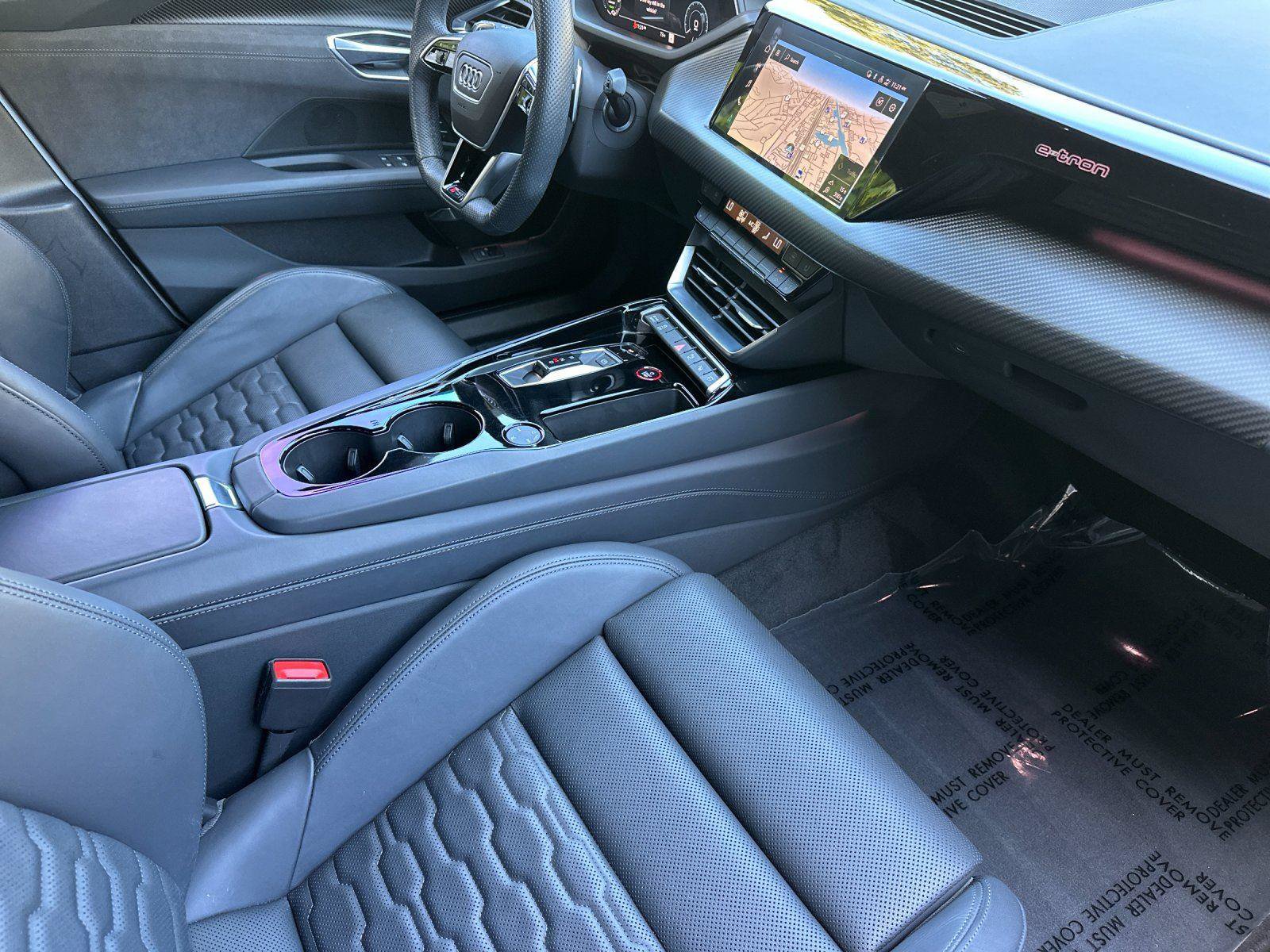 Used 2023 Audi RS e-tron GT w/ Carbon Performance Package AWD/4WD image 15