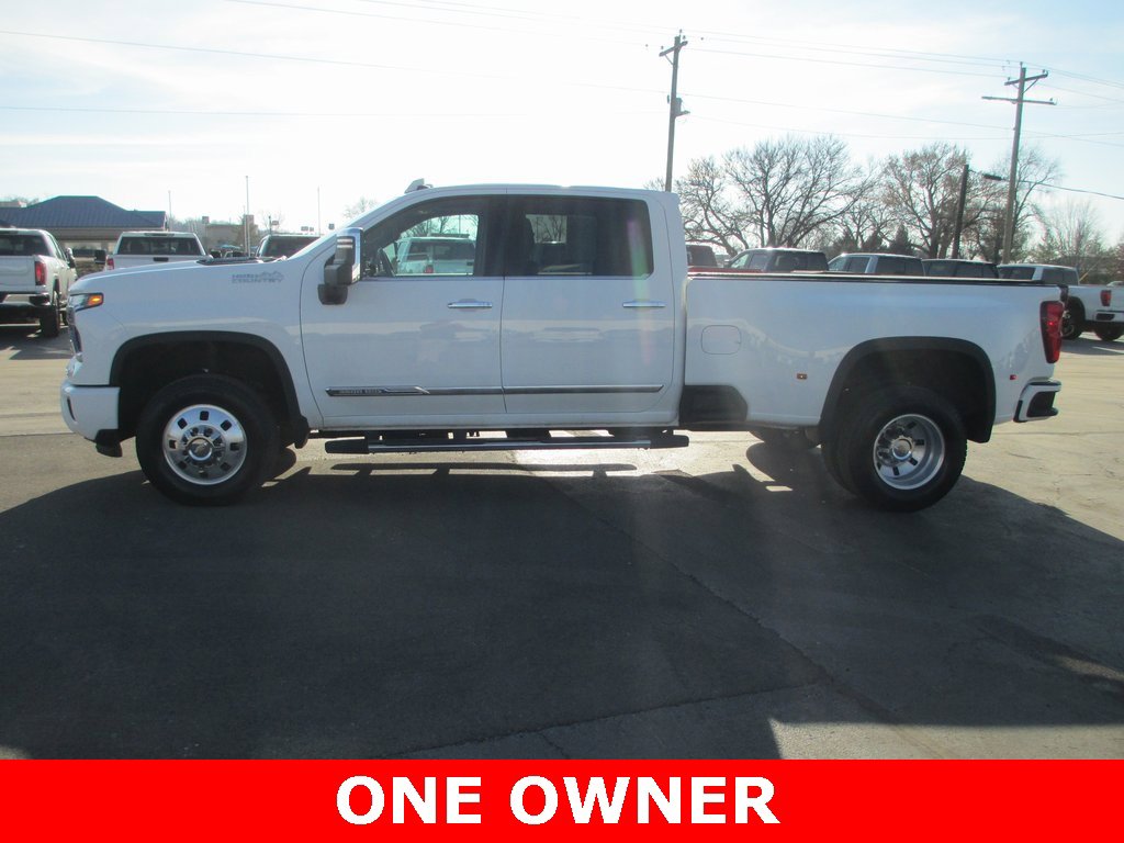 Certified 2024 Chevrolet Silverado 3500 High Country w/ High Country Premium Package image 10