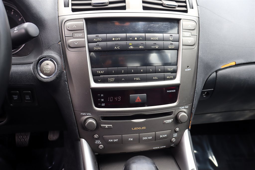 Used 2006 Lexus IS 250 w/ Preferred Accessory Pkg RWD image 24