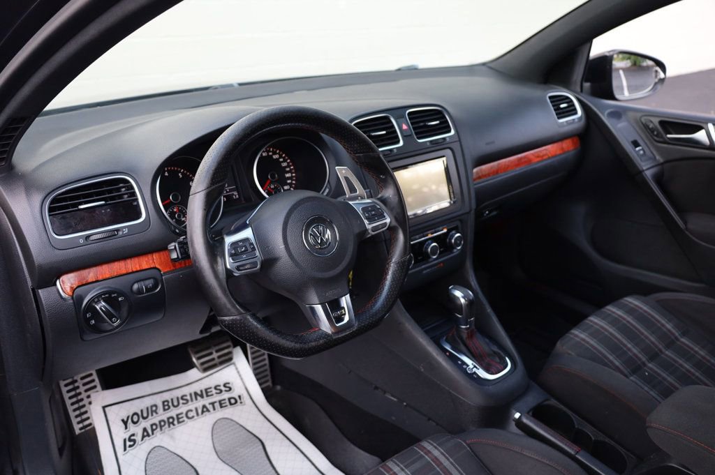 Used 2011 Volkswagen GTI Autobahn image 11