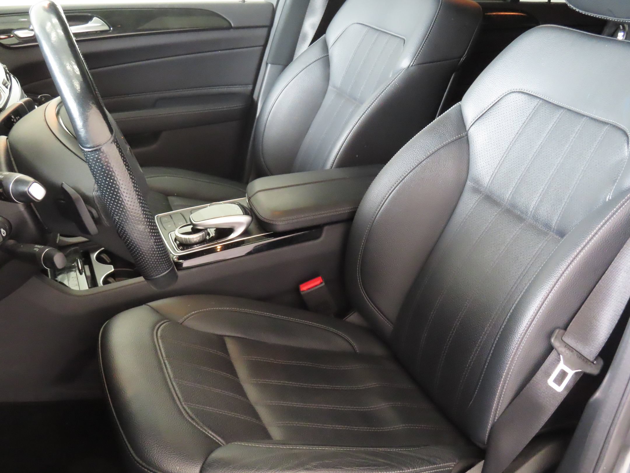 Used 2018 Mercedes-Benz GLE 350 4MATIC image 11