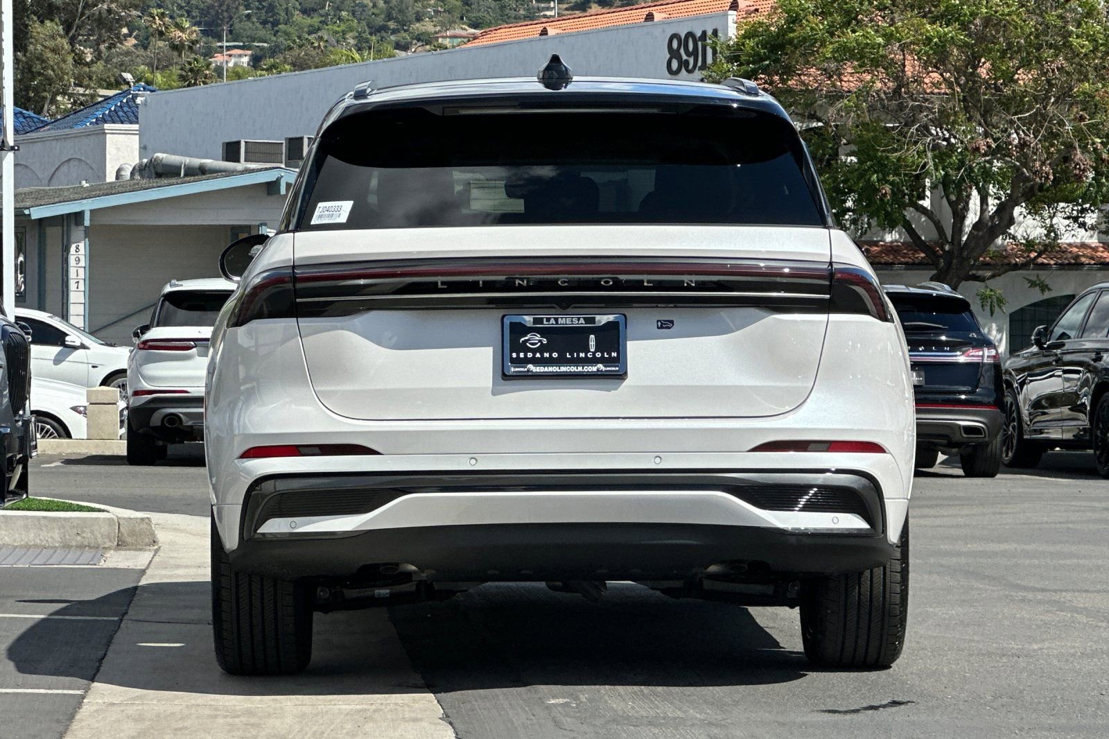 New 2026 Lincoln Nautilus Black Label w/ Jet Appearance Package image 4