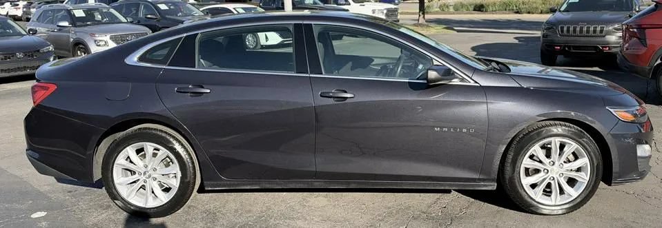 Used 2023 Chevrolet Malibu LT FWD image 8