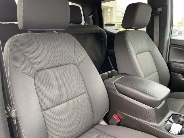 Used 2023 Chevrolet Colorado LT w/ LT Convenience Package II AWD/4WD image 9