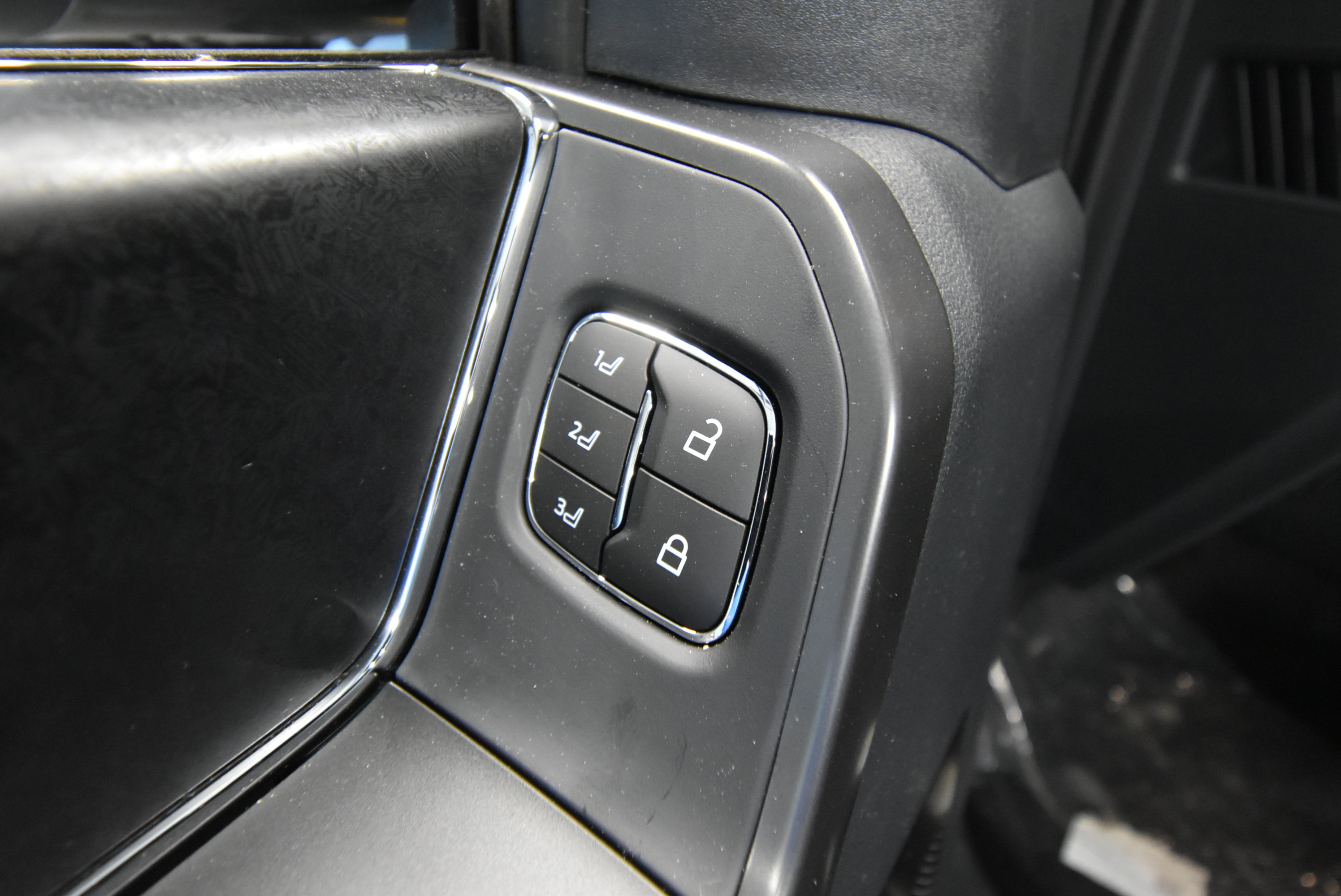 New 2025 Ford F150 Tremor w/ Equipment Group 402A High image 6