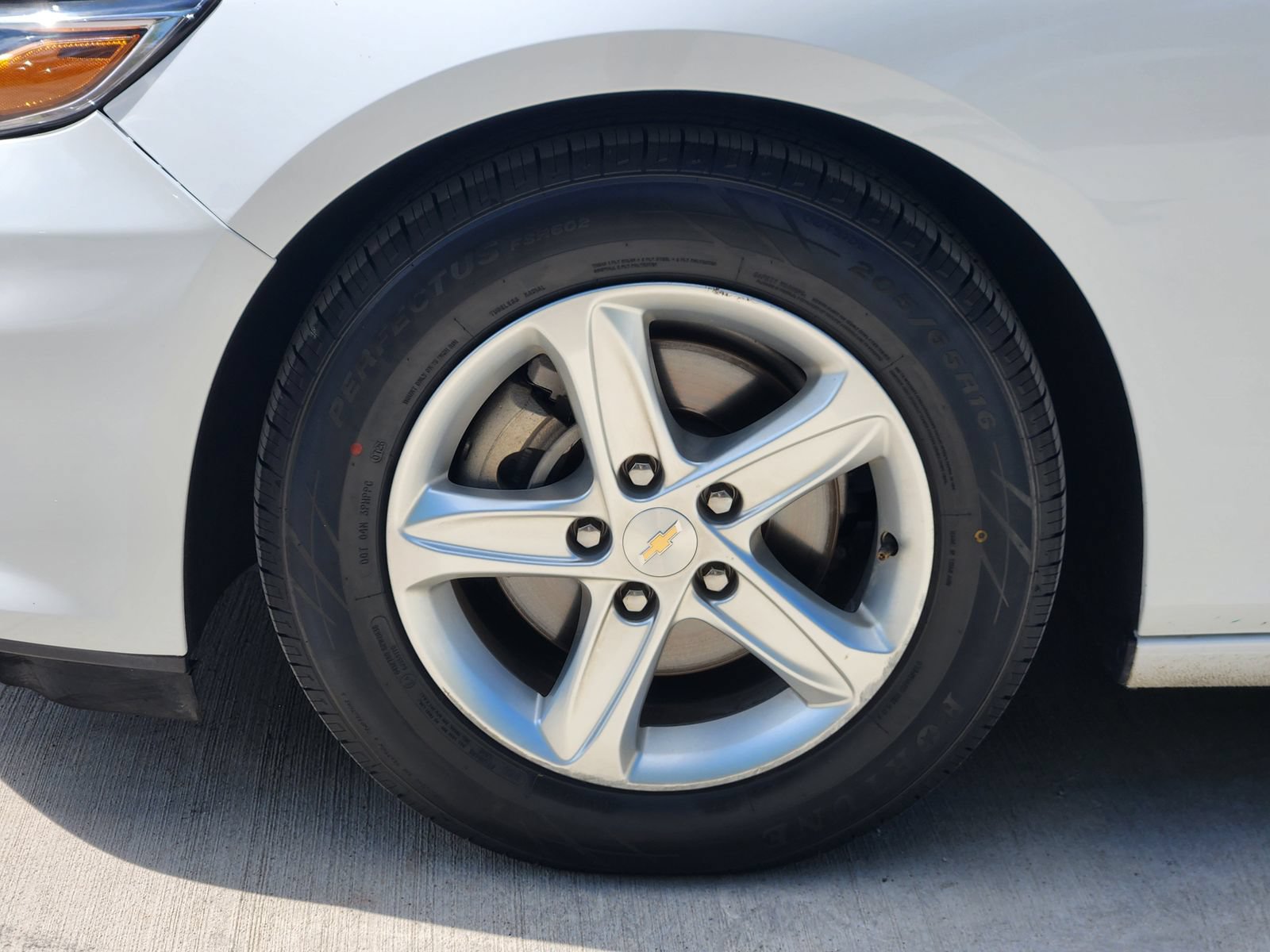 Used 2024 Chevrolet Malibu LT FWD image 11