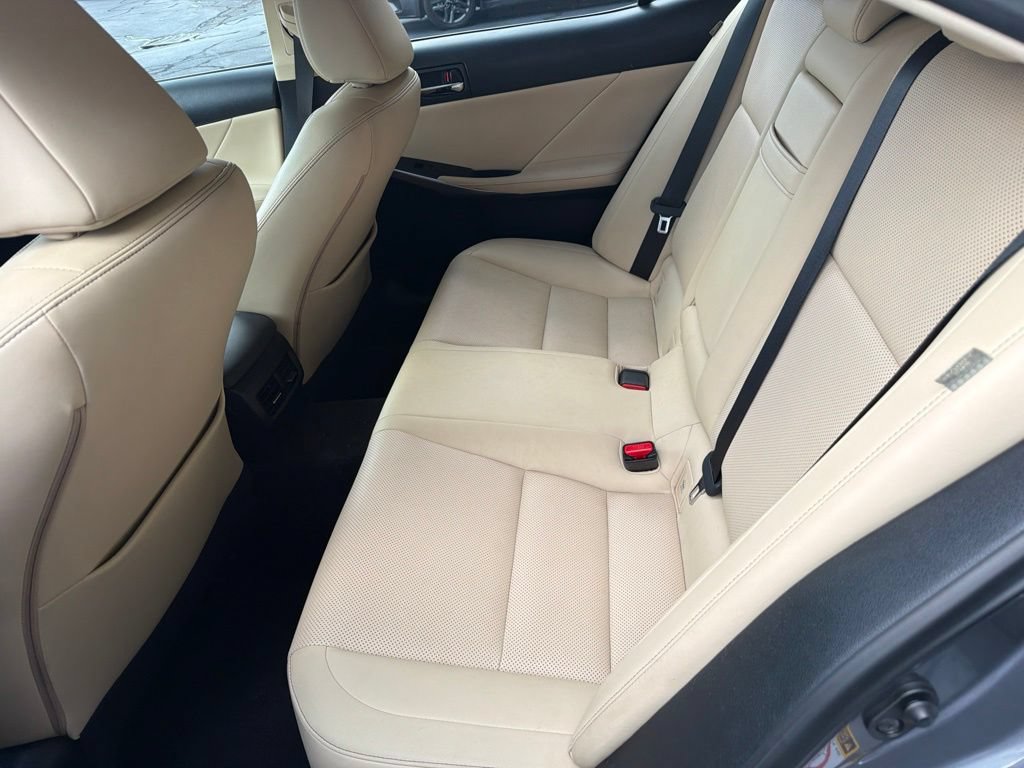 Used 2016 Lexus IS 200t RWD image 5