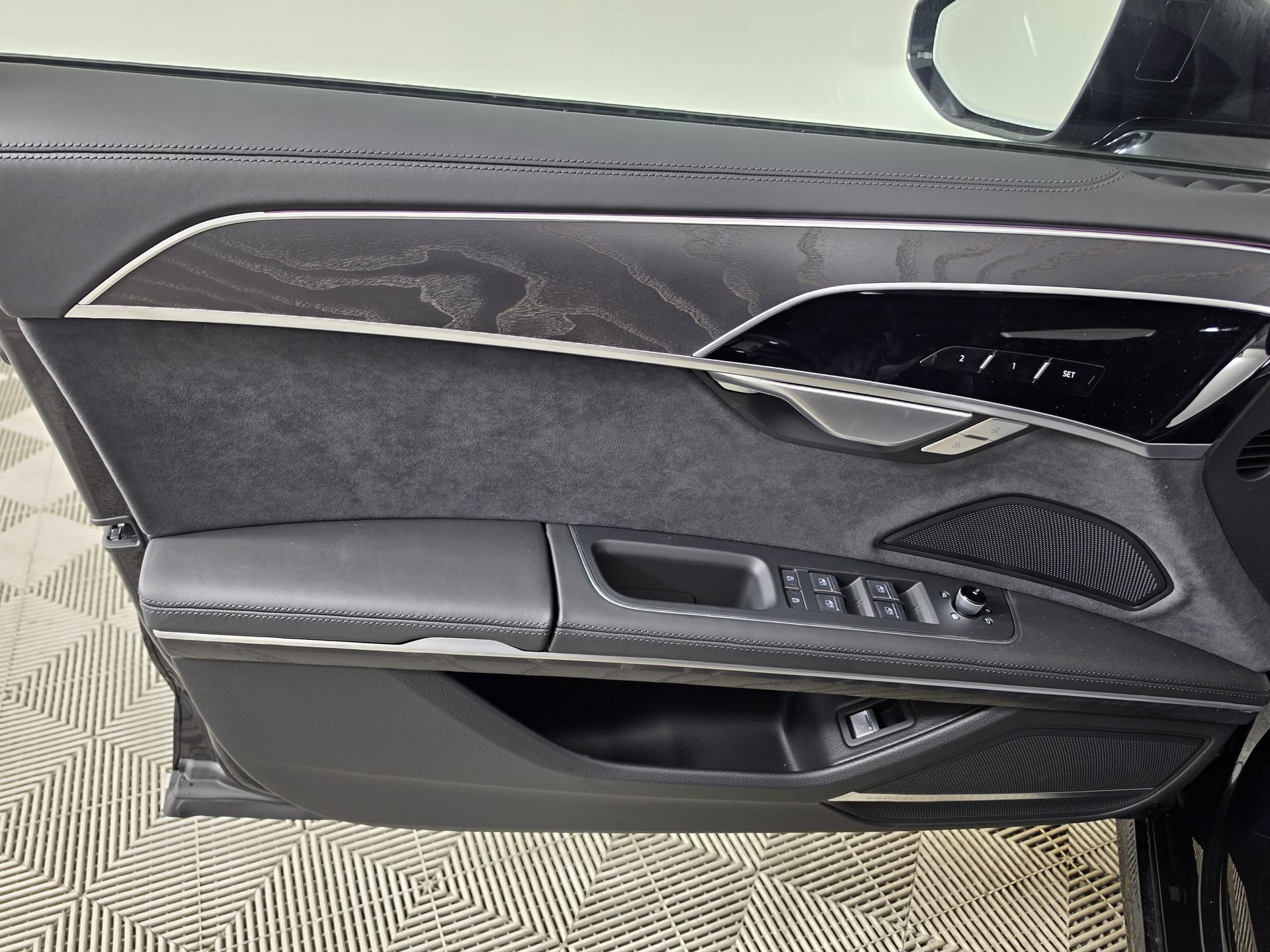 New 2027 Audi A8 L 3.0T AWD/4WD image 17