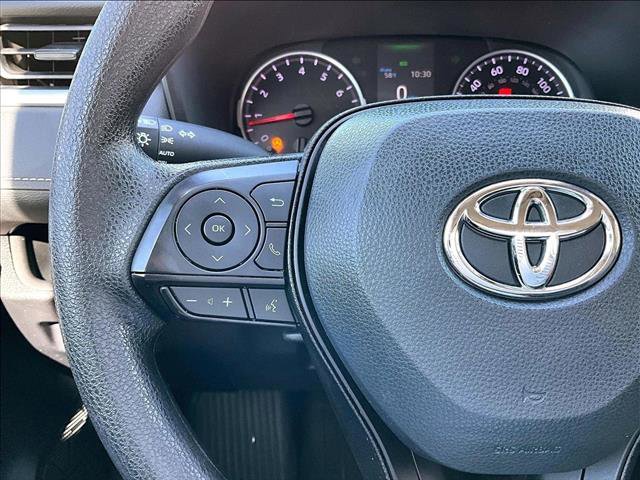 Used 2022 Toyota RAV4 XLE image 20