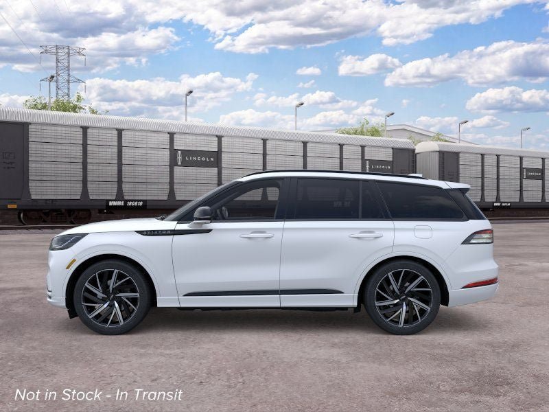 New 2026 Lincoln Aviator Black Label AWD/4WD image 3