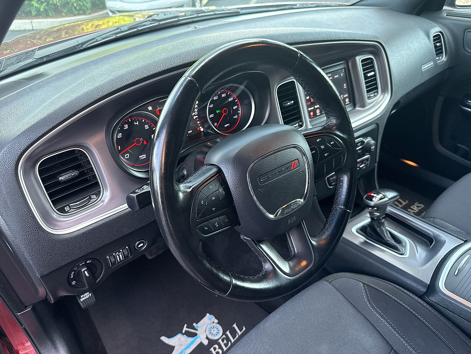 Used 2020 Dodge Charger SXT RWD image 27