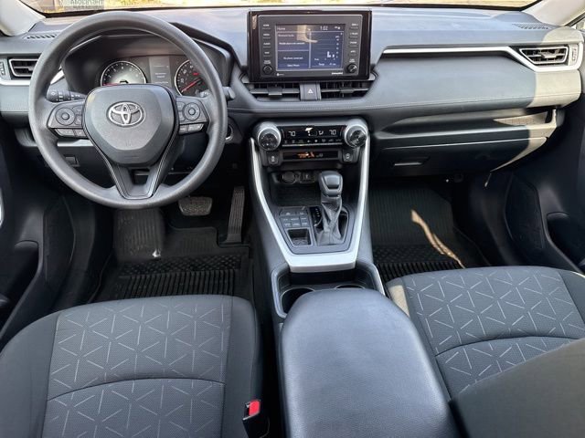 Used 2021 Toyota RAV4 XLE image 4