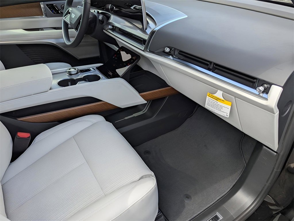 New 2026 Cadillac Vistiq Luxury image 17
