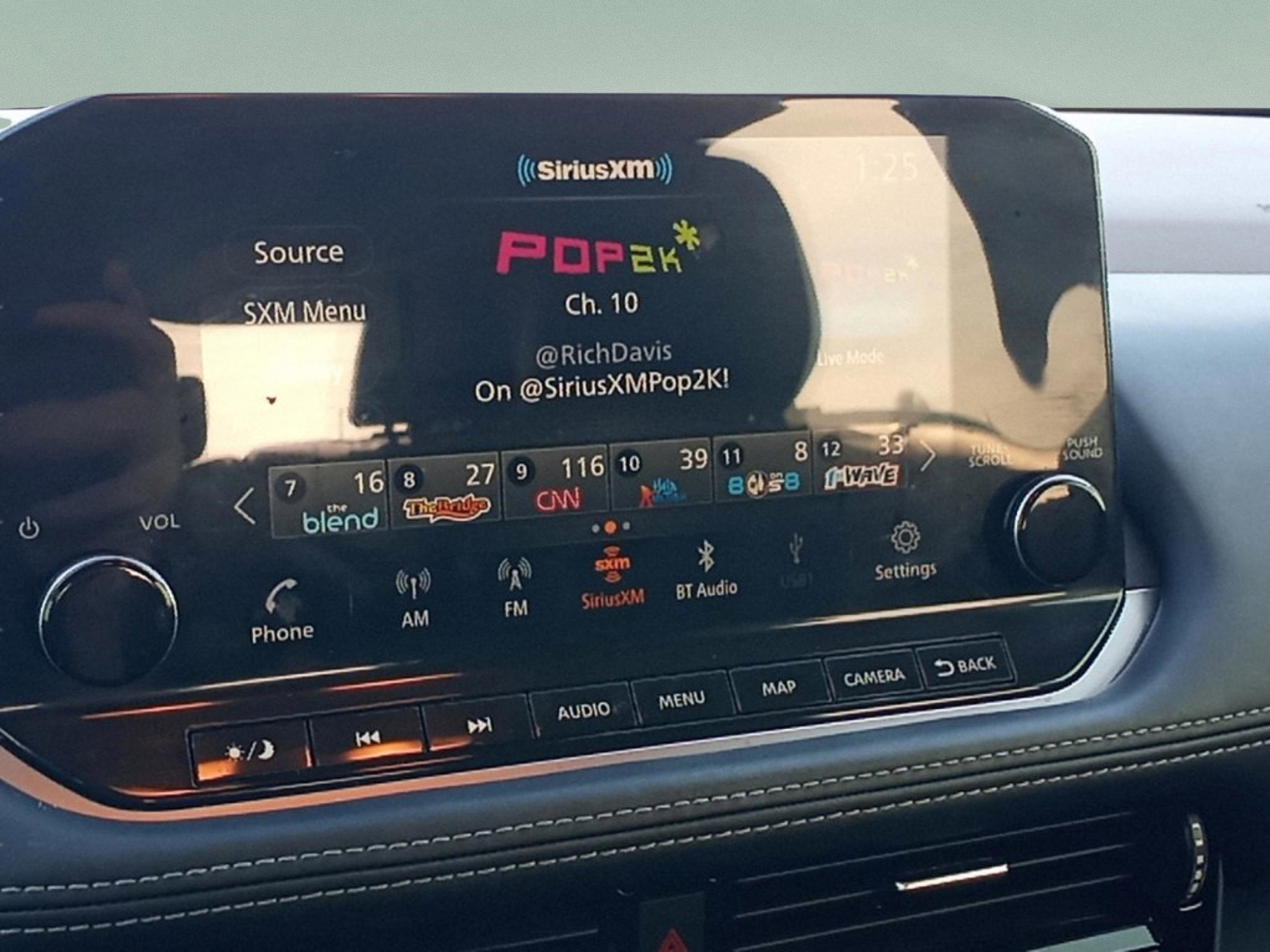 Used 2021 Nissan Rogue SL w/ Premium Package image 14