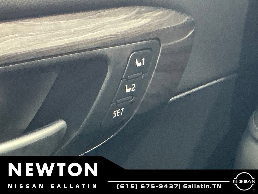 Used 2023 Toyota Highlander Platinum AWD/4WD image 51
