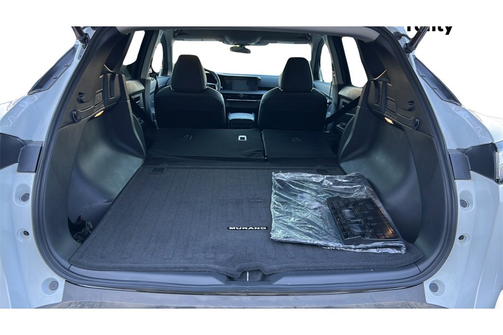 Used 2025 Nissan Murano SV image 30