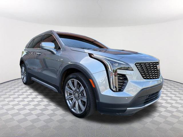 Used 2023 Cadillac XT4 Premium Luxury image 3
