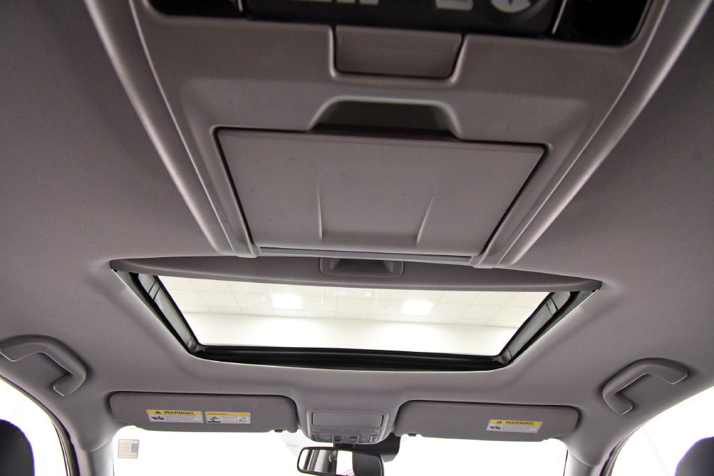 Certified 2017 Honda Pilot Touring image 16
