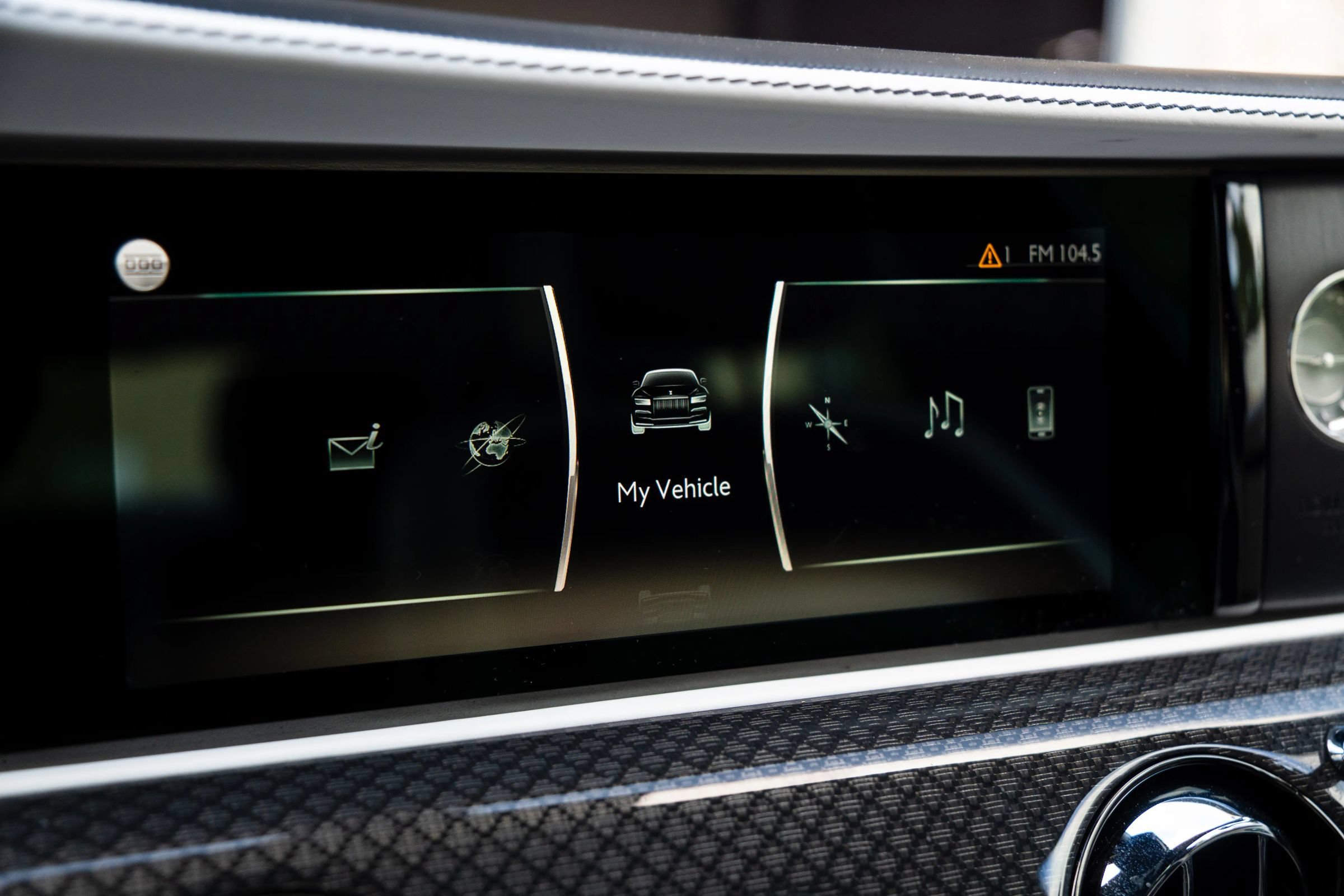 Used 2022 Rolls-Royce Ghost Black Badge AWD/4WD image 22