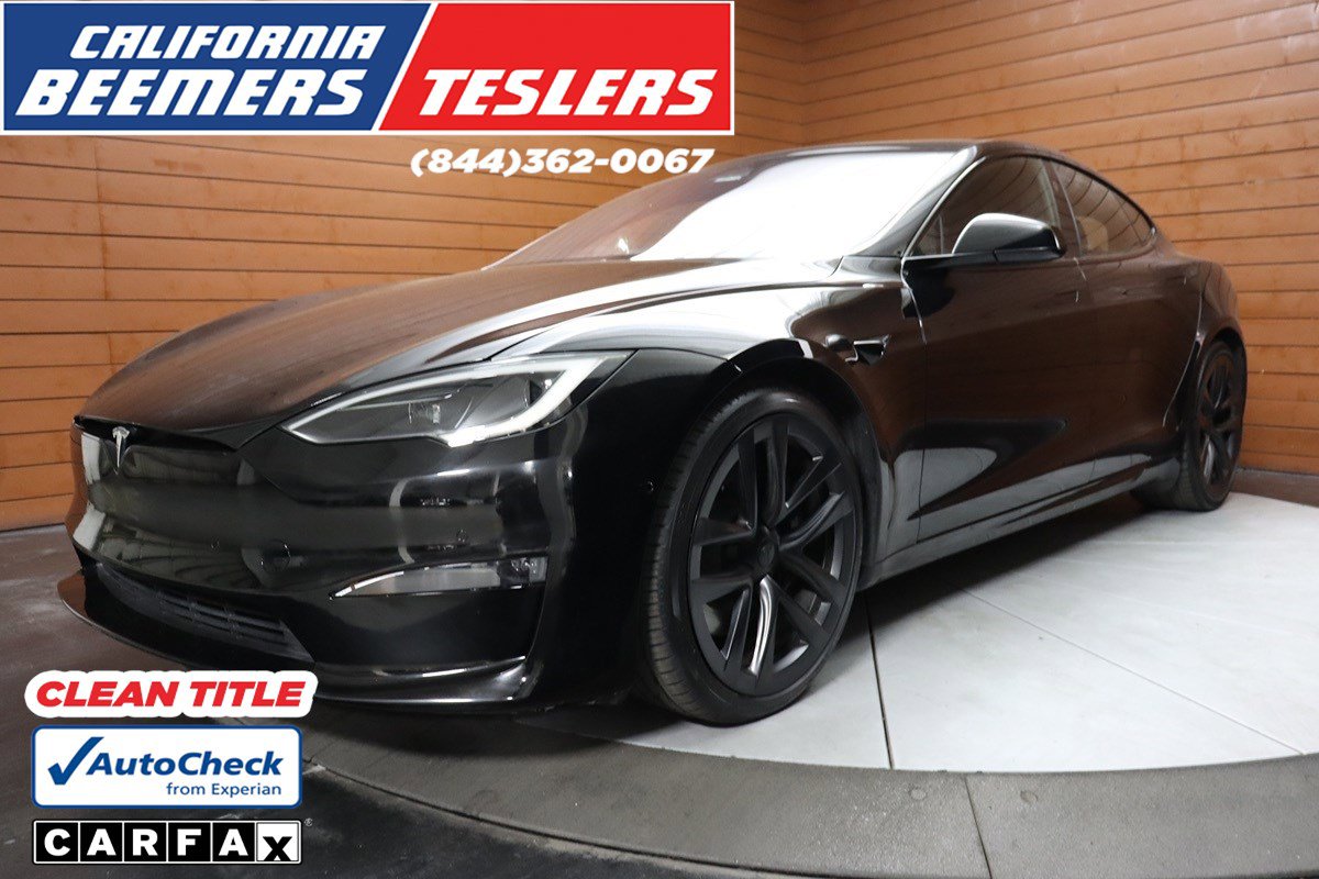 Used 2022 Tesla Model S Plaid image 1