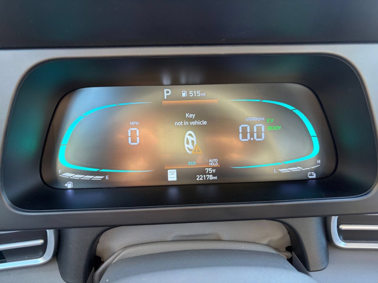 Used 2026 Hyundai Elantra Hybrid FWD image 39