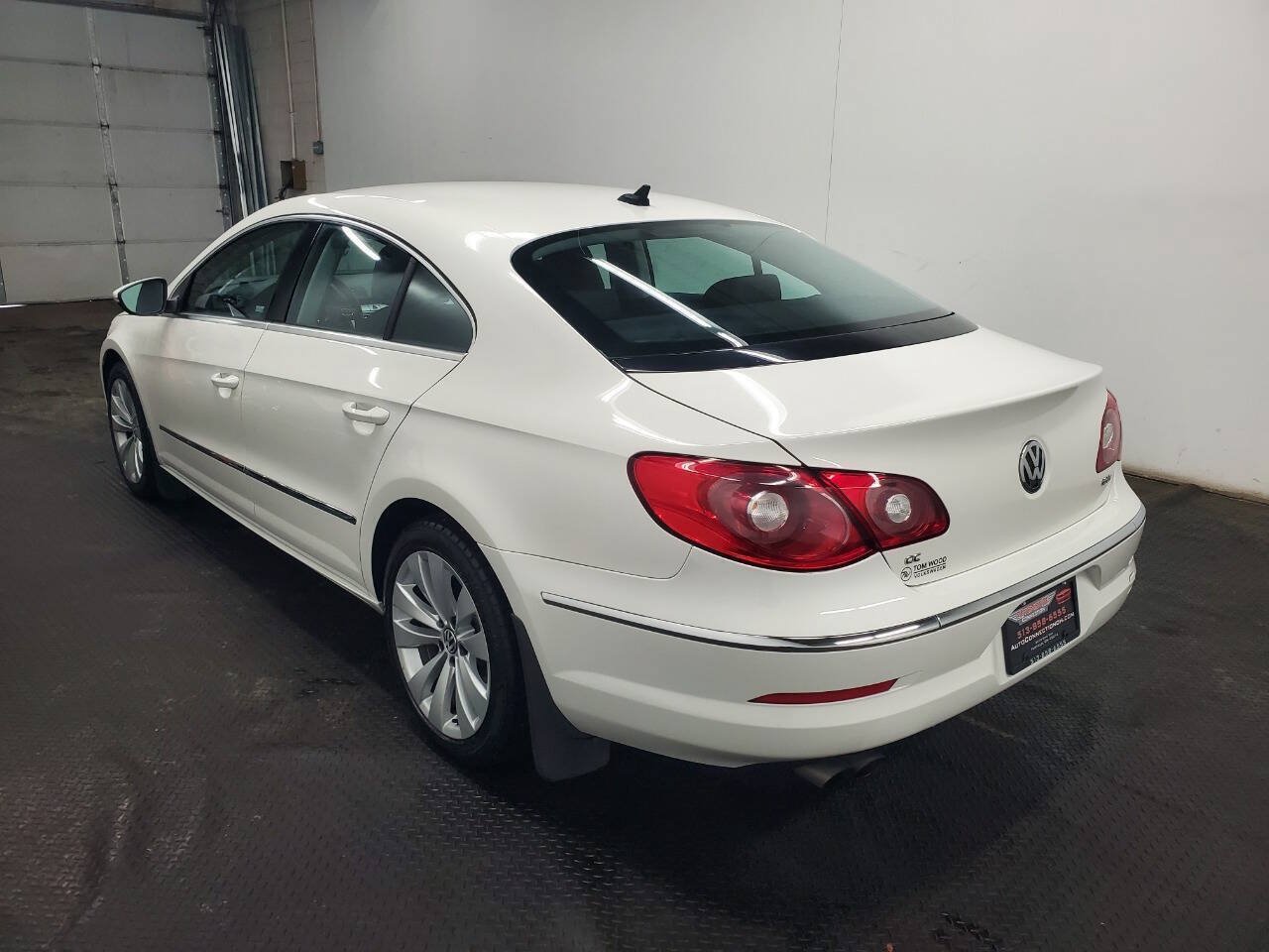 Used 2011 Volkswagen CC Sport FWD image 5