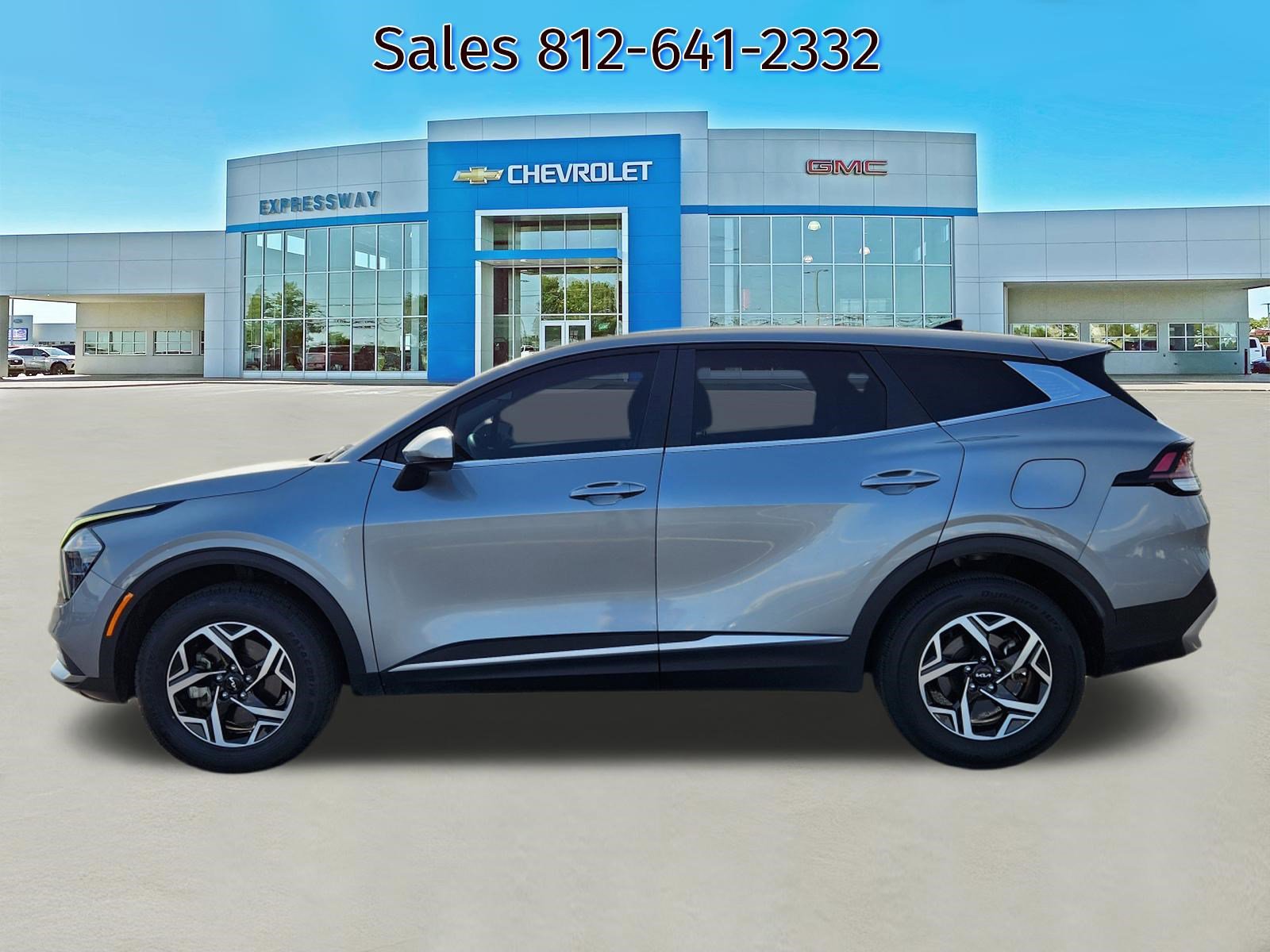 Used 2023 Kia Sportage LX AWD/4WD image 4