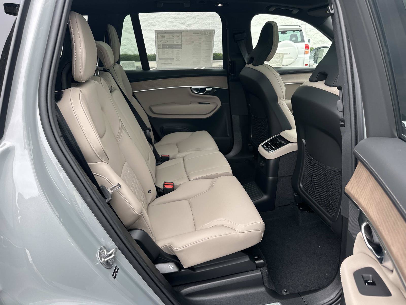 New 2026 Volvo XC90 T8 Plus AWD/4WD image 20