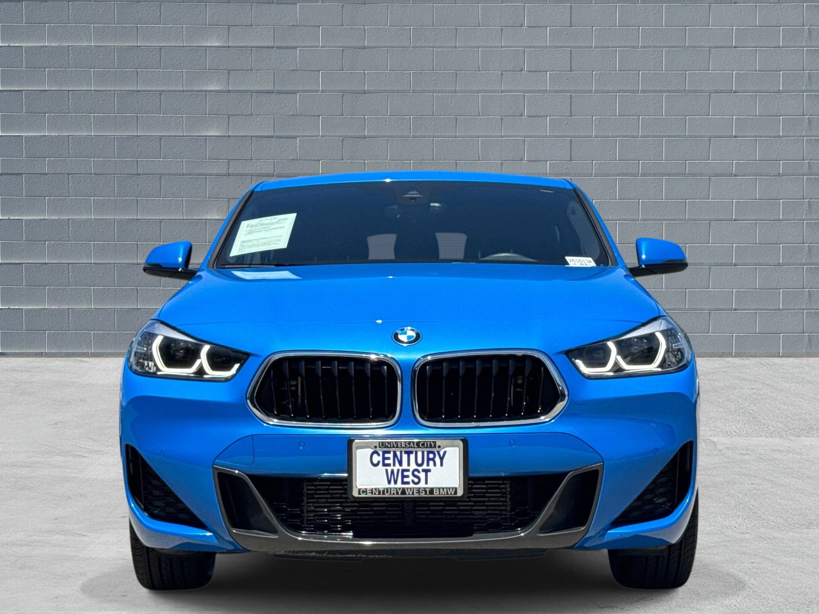 Used 2023 BMW X2 sDrive28i w/ M Sport Package FWD image 2