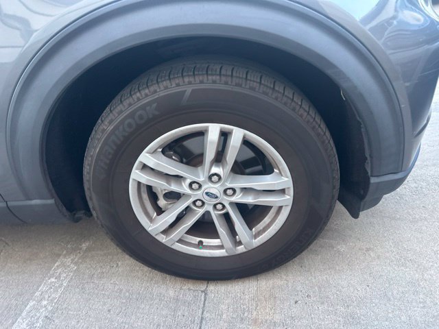 Used 2022 Ford Explorer XLT RWD image 3