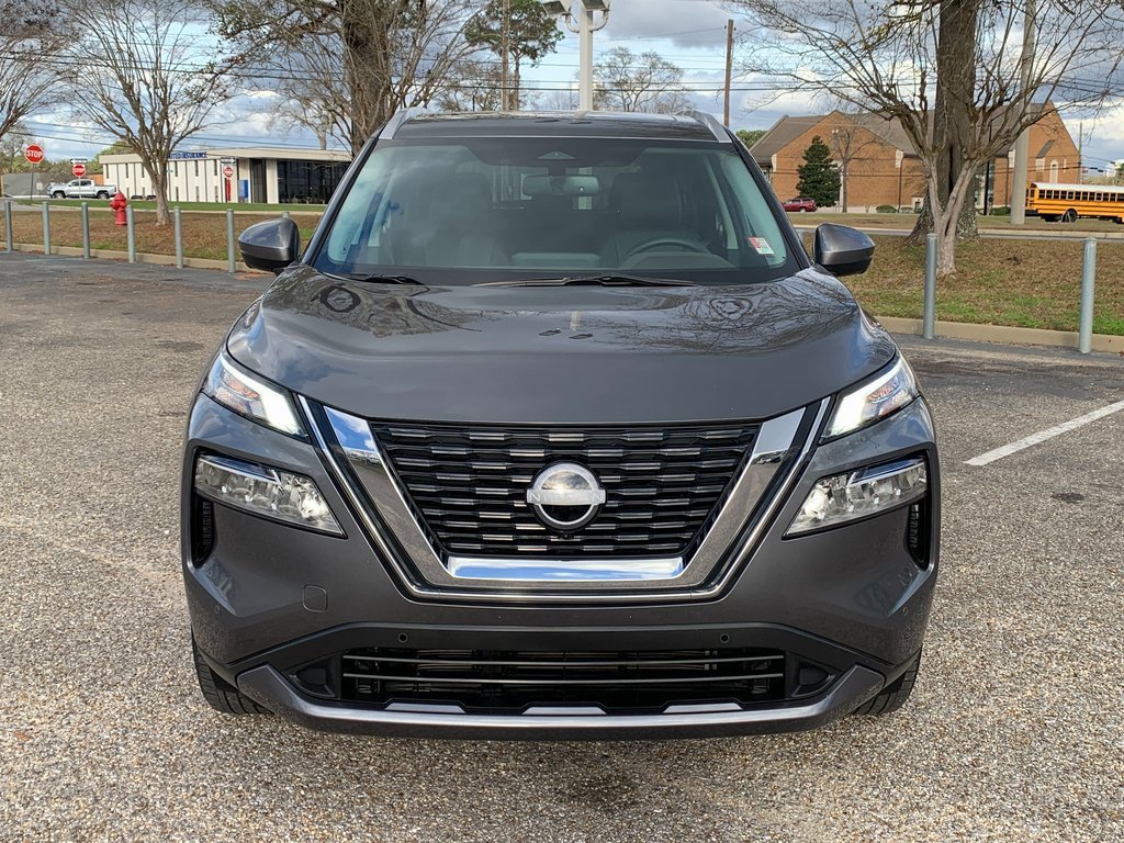 Used 2023 Nissan Rogue SL w/ SL Premium Package image 3