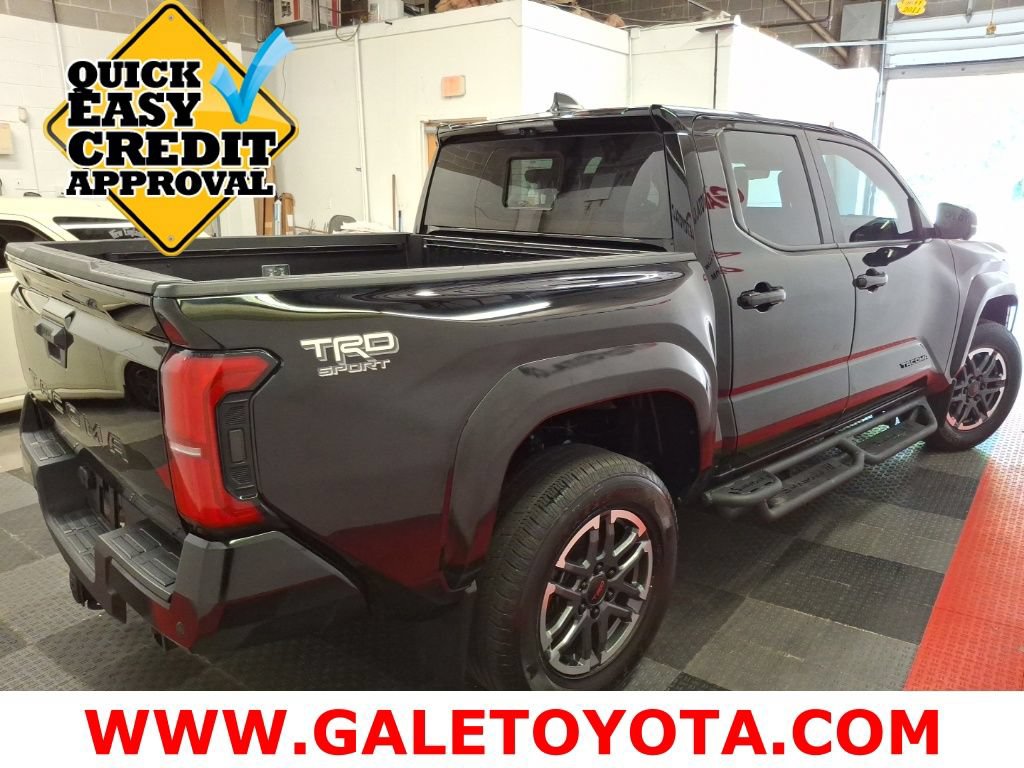 Used 2024 Toyota Tacoma TRD Sport w/ TRD Sport Premium Package AWD/4WD image 11