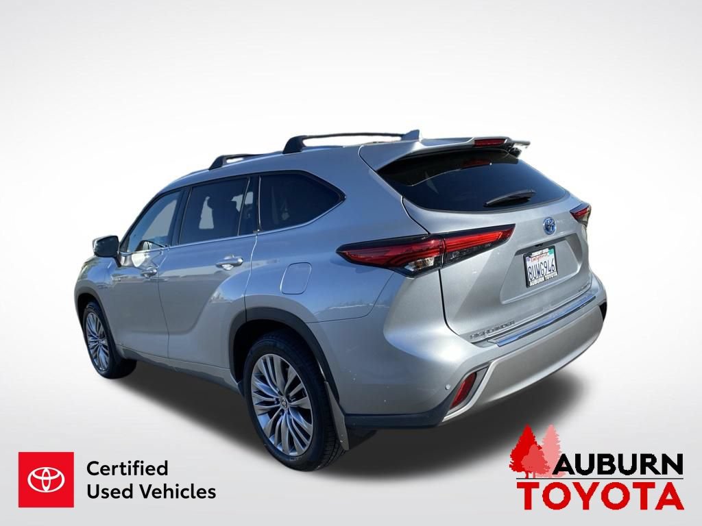 Certified 2021 Toyota Highlander Platinum AWD/4WD image 6