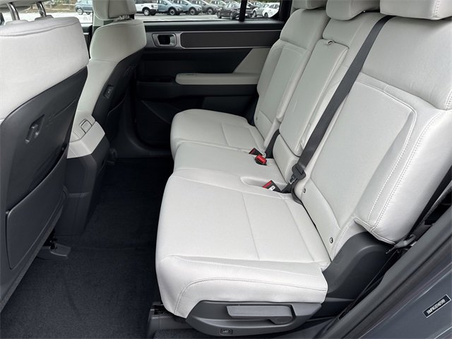 New 2026 Hyundai Santa Fe SE image 12