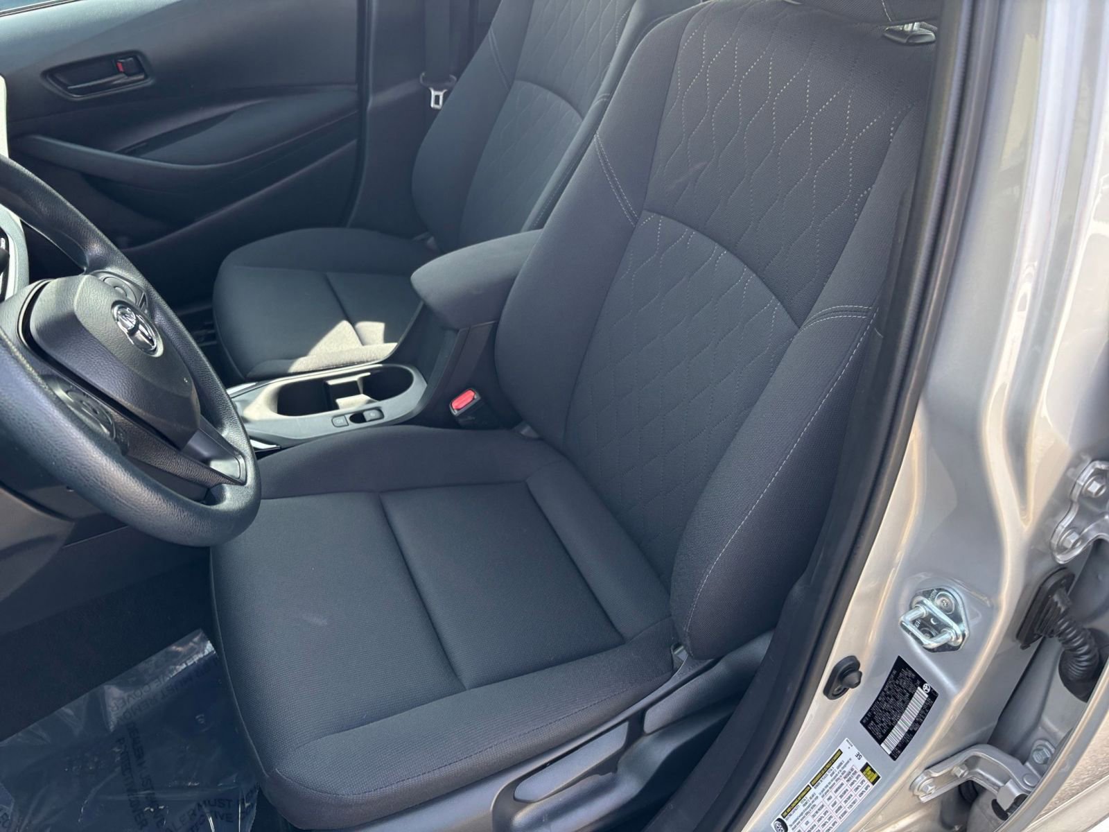 Used 2025 Toyota Corolla LE image 35