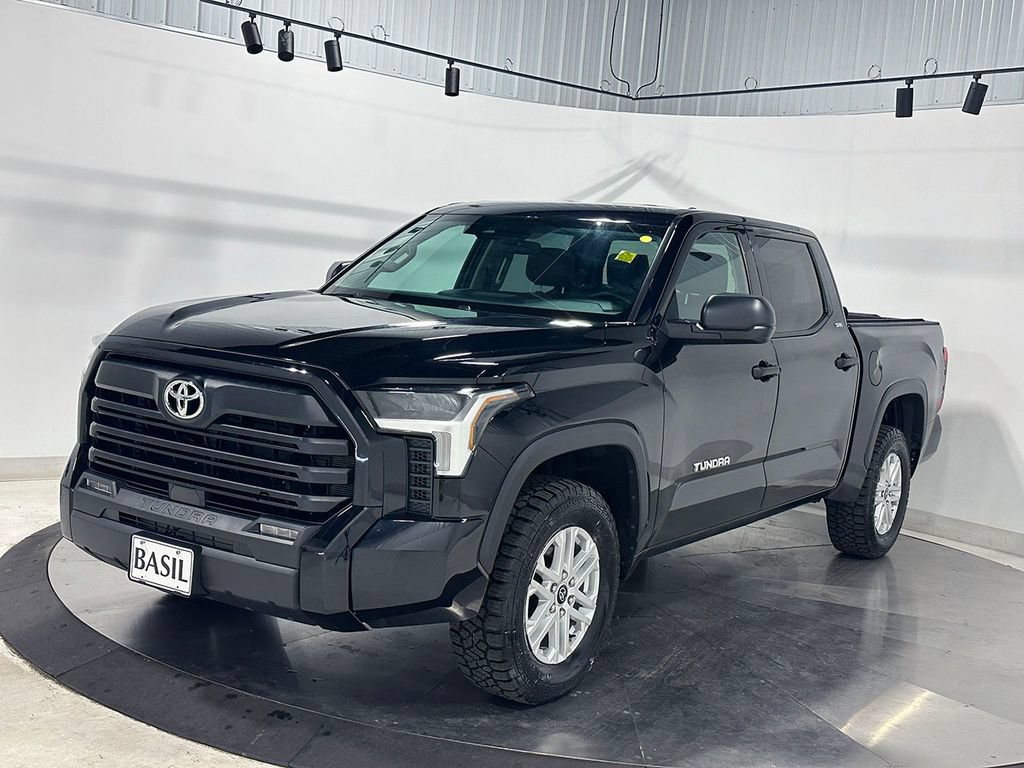 Used 2024 Toyota Tundra SR5 AWD/4WD image 8