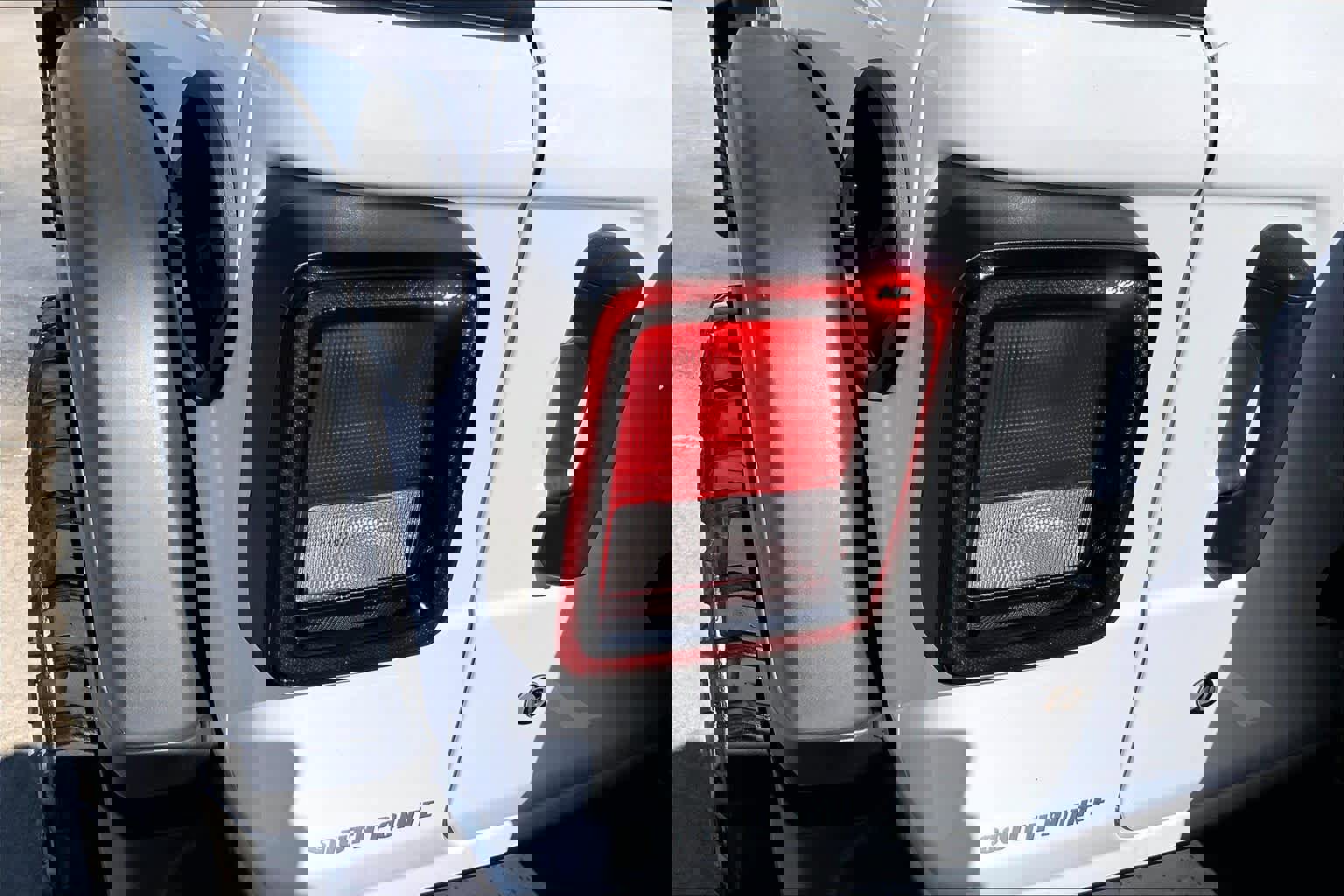 Used 2018 Jeep Wrangler Unlimited Rubicon AWD/4WD image 27