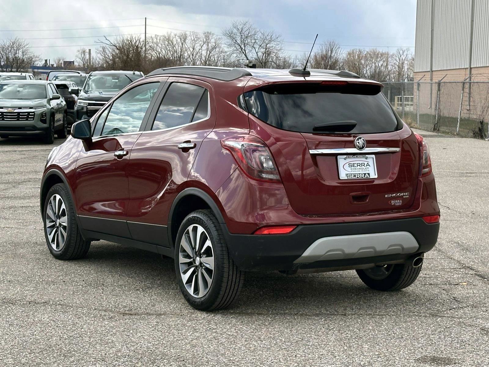 Certified 2022 Buick Encore Preferred image 3