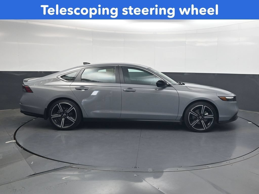 Certified 2025 Honda Accord Sport image 3