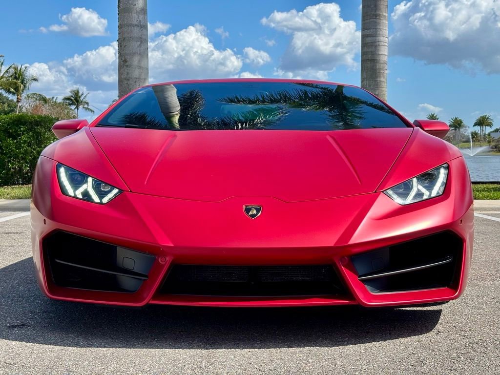Used 2016 Lamborghini Huracan LP 580-2 image 3