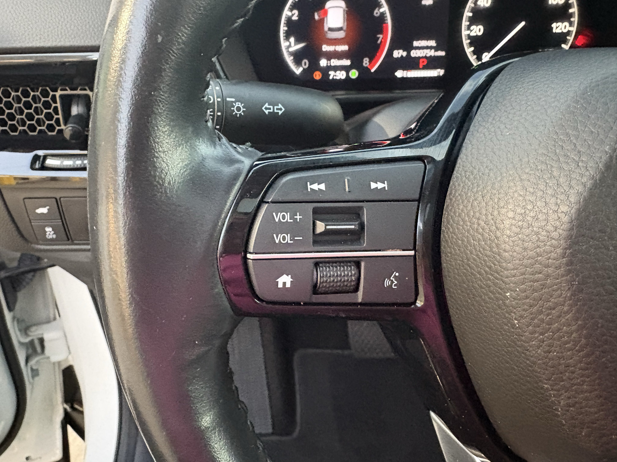 Certified 2025 Honda CR-V EX-L image 11