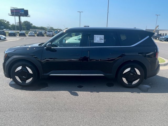New 2026 Kia EV9 Wind image 4