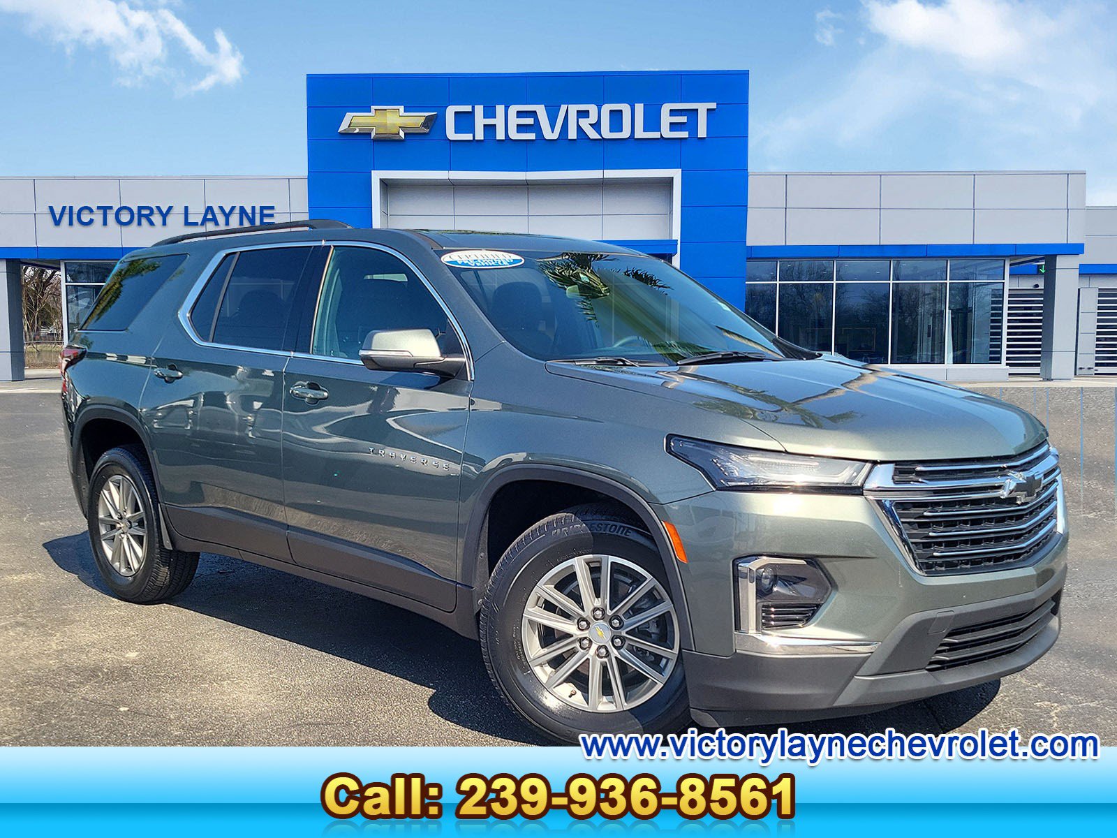 Used 2023 Chevrolet Traverse LT