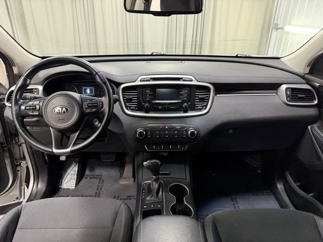 Used 2016 Kia Sorento LX w/ LX Convenience Package AWD/4WD image 13