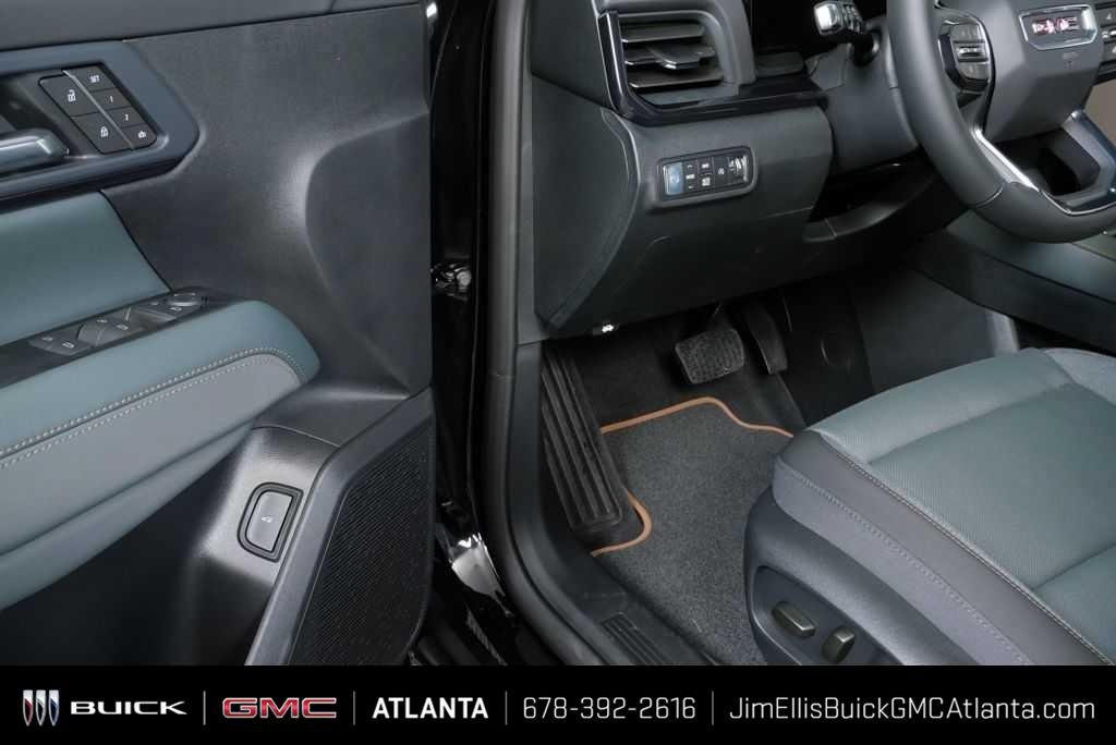 New 2026 GMC Terrain AT4 w/ Convenience Package III AWD/4WD image 27