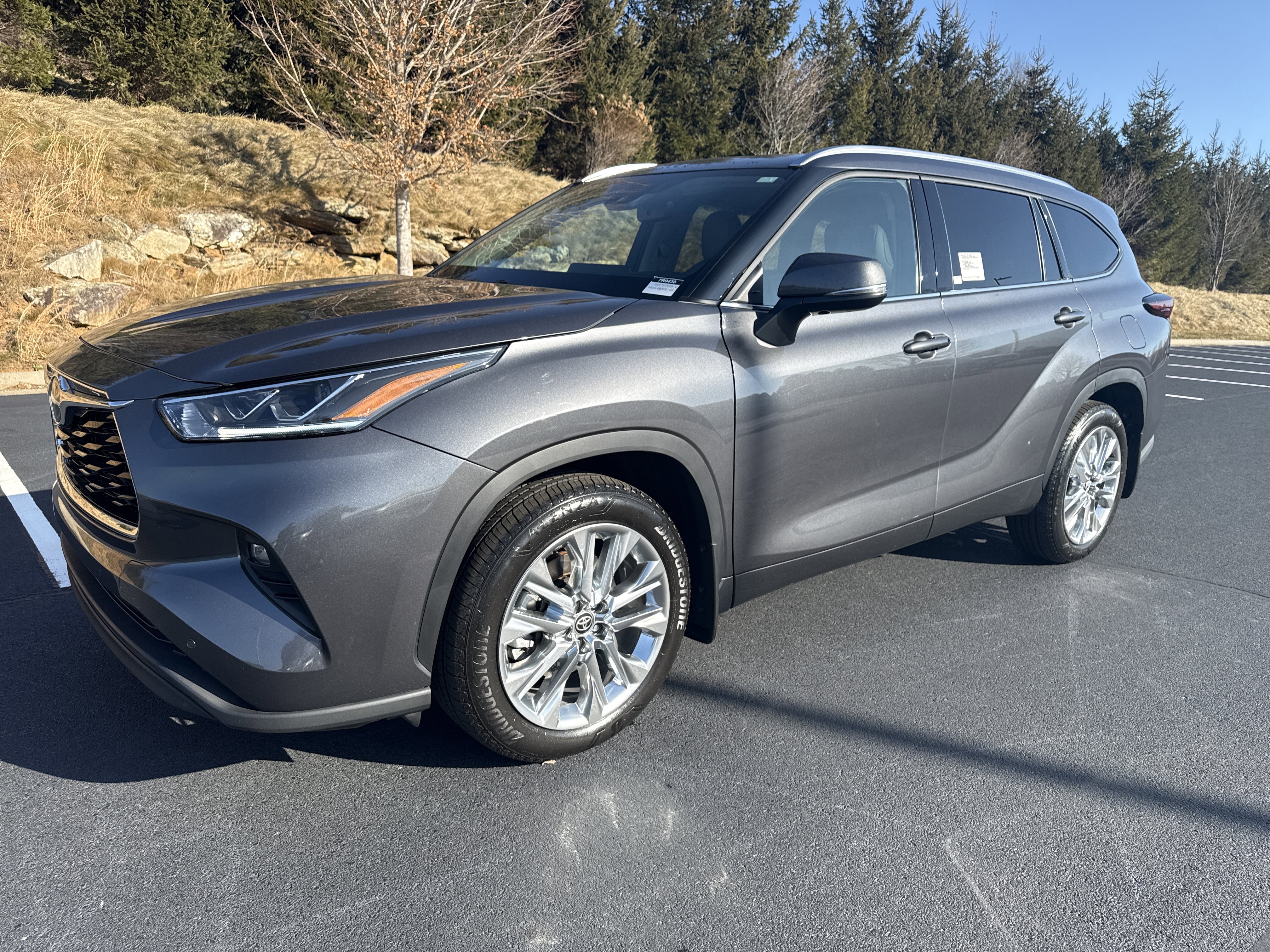 Used 2025 Toyota Highlander Limited